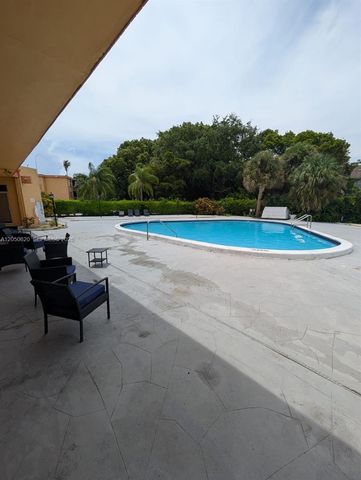 4354 NW 9th Avenue 132C, Deerfield Beach, FL 33064