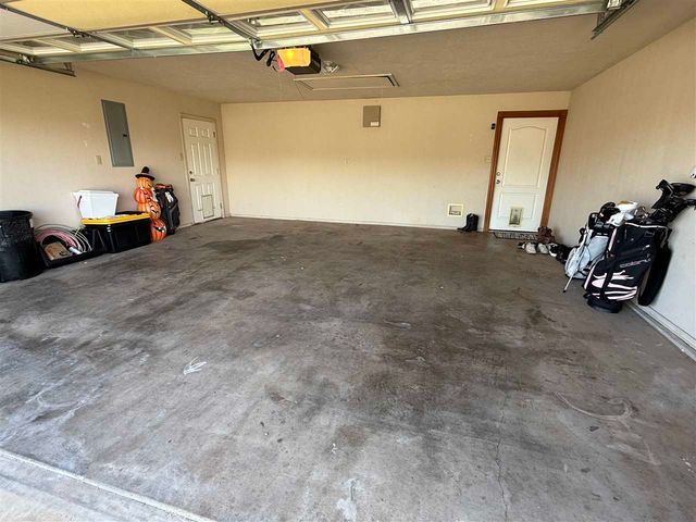 89 NE Deerfield Dr, Elgin, OK 73538