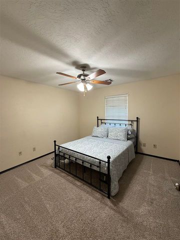 89 NE Deerfield Dr, Elgin, OK 73538
