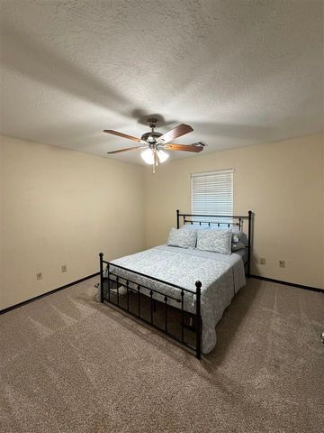 89 NE Deerfield Dr, Elgin, OK 73538