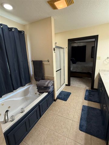 89 NE Deerfield Dr, Elgin, OK 73538