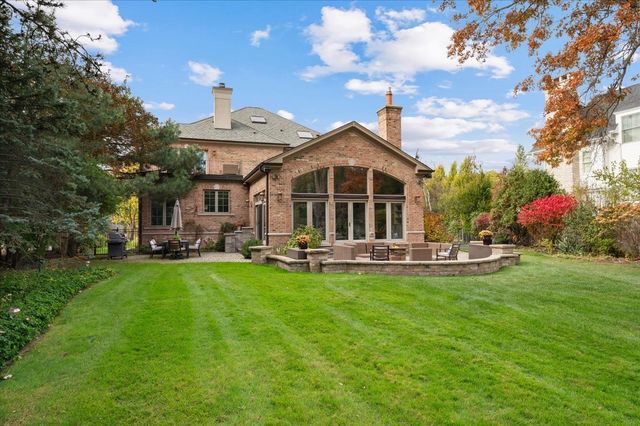 985 Pine Tree Lane, Winnetka, IL 60093