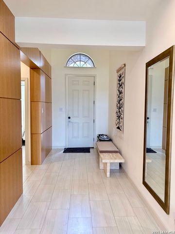 23906 Viento Oaks, San Antonio, TX 78260