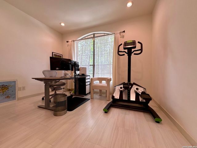 23906 Viento Oaks, San Antonio, TX 78260