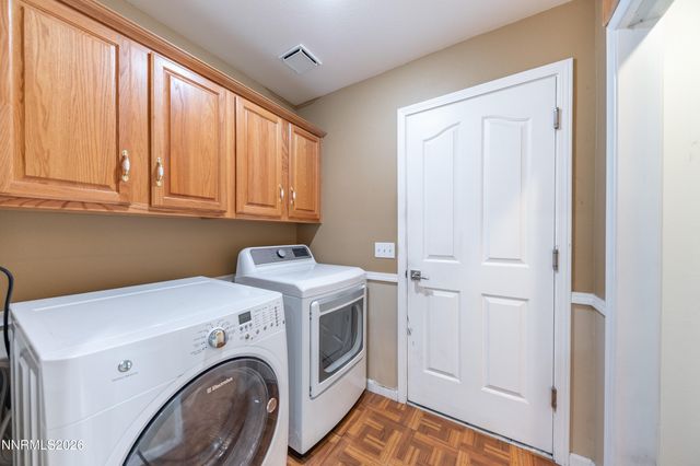 6294 Dog Hollow Court, Reno, NV 89519