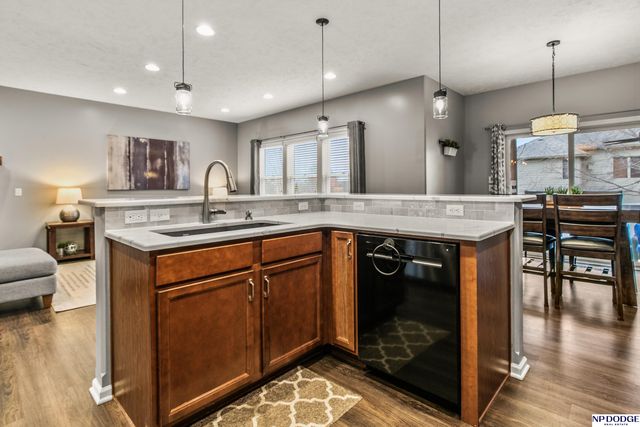 19507 Binney Circle, Elkhorn, NE 68022