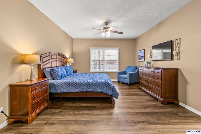 19507 Binney Circle, Elkhorn, NE 68022