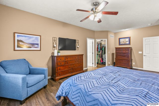 19507 Binney Circle, Elkhorn, NE 68022