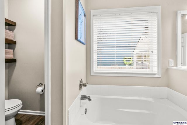 19507 Binney Circle, Elkhorn, NE 68022