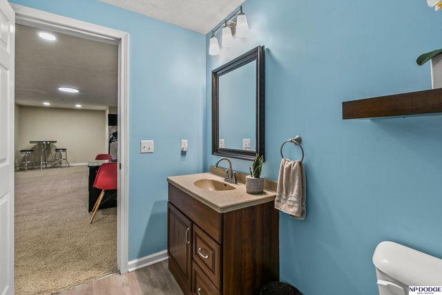 19507 Binney Circle, Elkhorn, NE 68022