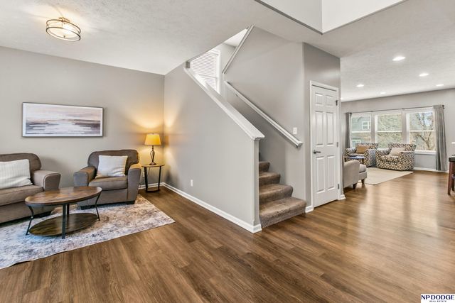 19507 Binney Circle, Elkhorn, NE 68022