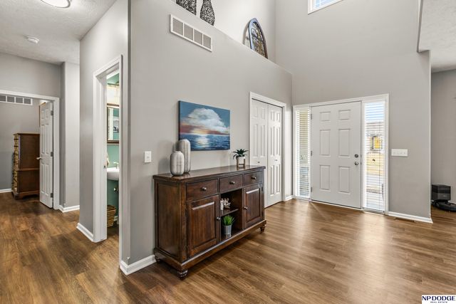 19507 Binney Circle, Elkhorn, NE 68022