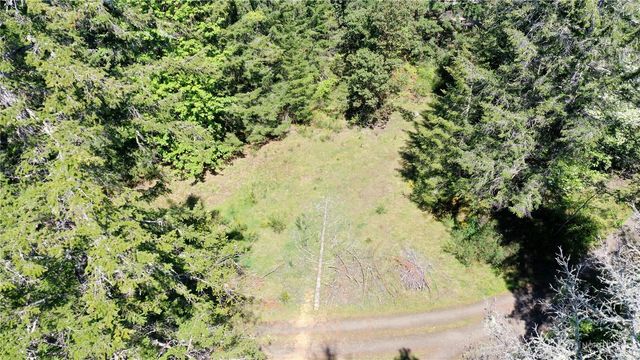 231 E Strong Road, Shelton, WA 98584