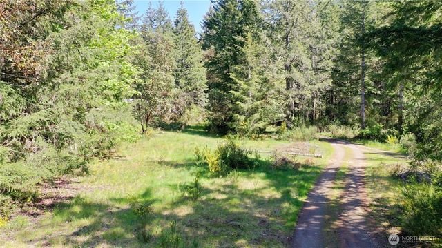 231 E Strong Road, Shelton, WA 98584