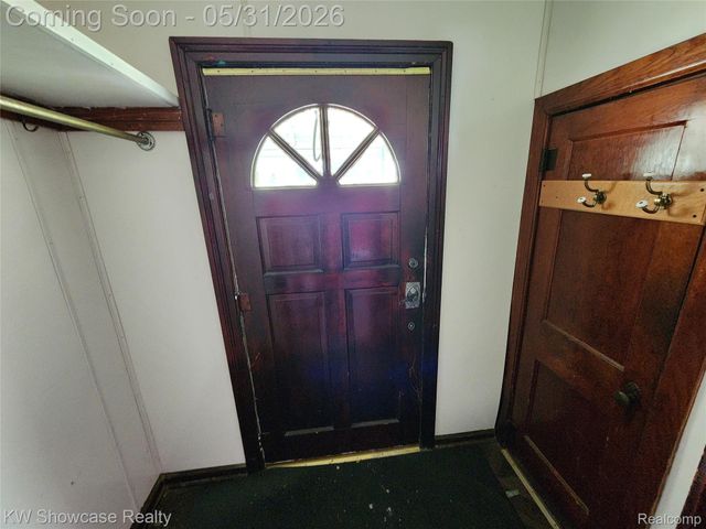 4356 S Vassar Road, Burton, MI 48519
