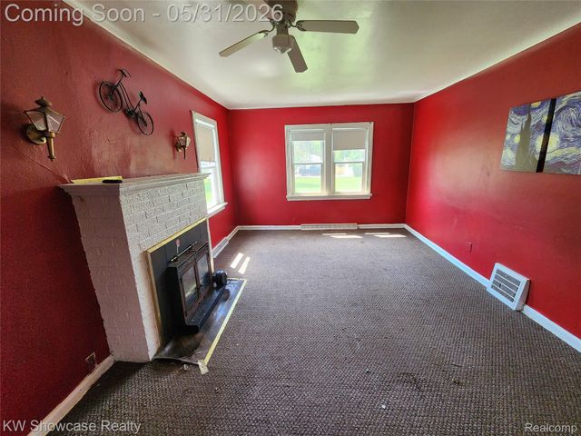 4356 S Vassar Road, Burton, MI 48519