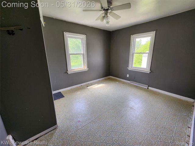 4356 S Vassar Road, Burton, MI 48519