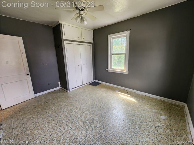 4356 S Vassar Road, Burton, MI 48519