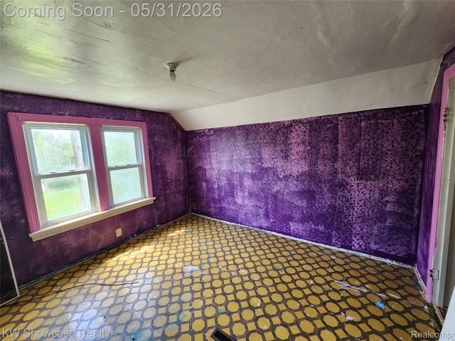 4356 S Vassar Road, Burton, MI 48519