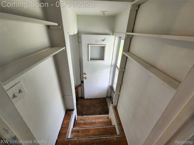 4356 S Vassar Road, Burton, MI 48519