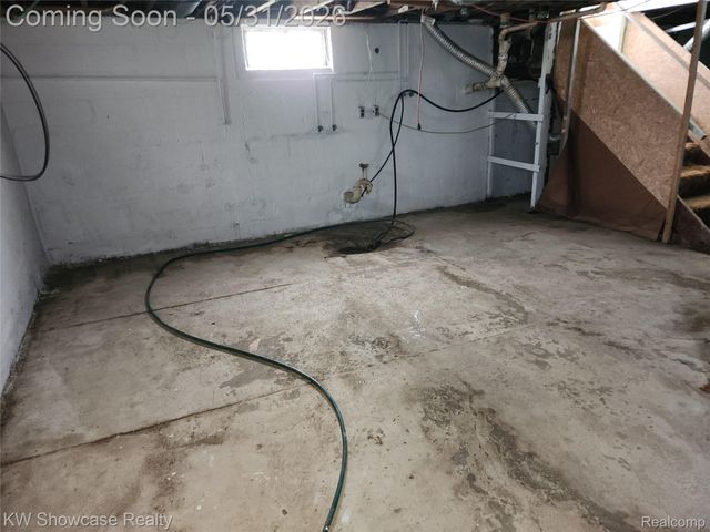 4356 S Vassar Road, Burton, MI 48519