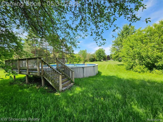 4356 S Vassar Road, Burton, MI 48519