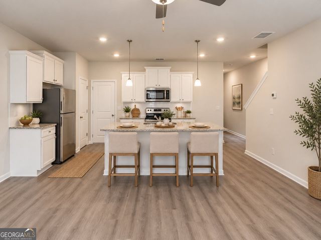 11697 Mendenhall Court, Hampton, GA 30228