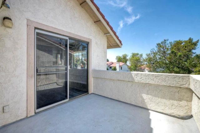 3045 Corte Trabuco, Carlsbad, CA 92009