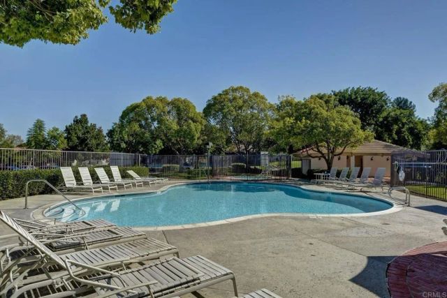 3045 Corte Trabuco, Carlsbad, CA 92009