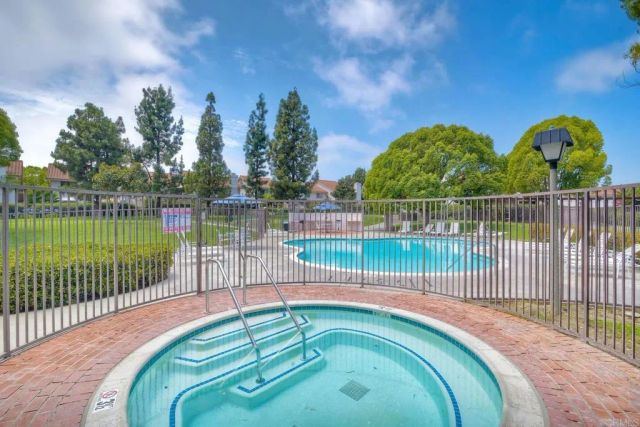 3045 Corte Trabuco, Carlsbad, CA 92009