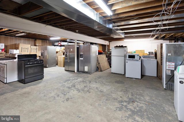 419 BLACK HORSE PIKE, Glendora, NJ 08029