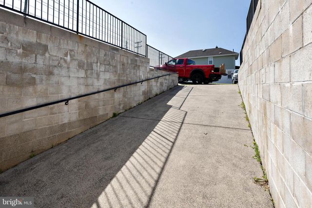 419 BLACK HORSE PIKE, Glendora, NJ 08029