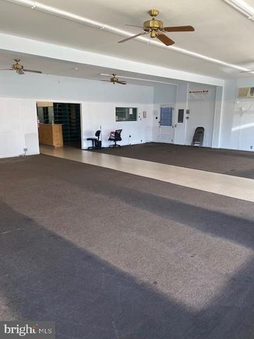 419 BLACK HORSE PIKE, Glendora, NJ 08029