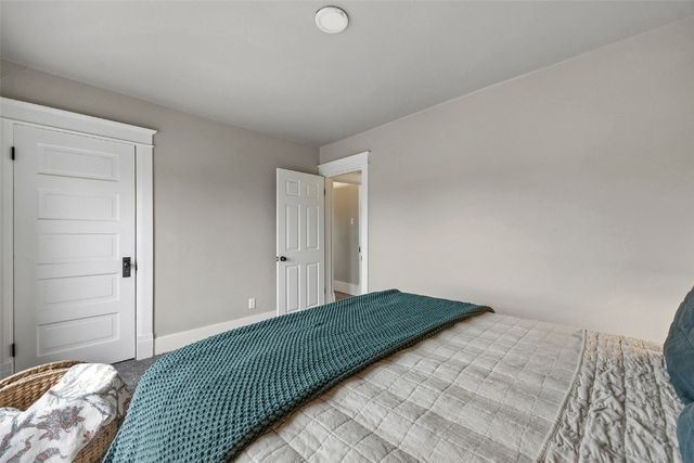 411 8th Avenue SW, Cedar Rapids, IA 52404