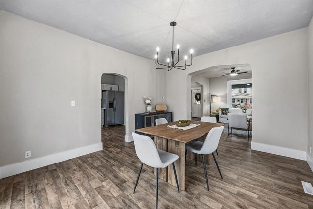 411 8th Avenue SW, Cedar Rapids, IA 52404