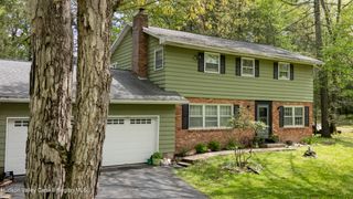 41 Whitney Drive, Woodstock, NY 12498