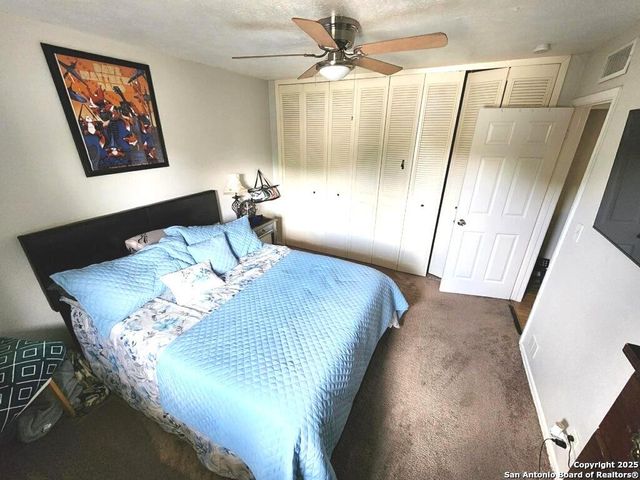 4802 Castle Brg, San Antonio, TX 78218