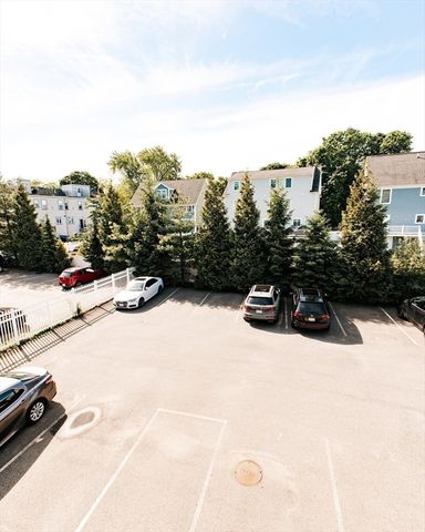 41 Coffey St 4, Boston, MA 02122