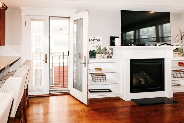 41 Coffey St 4, Boston, MA 02122