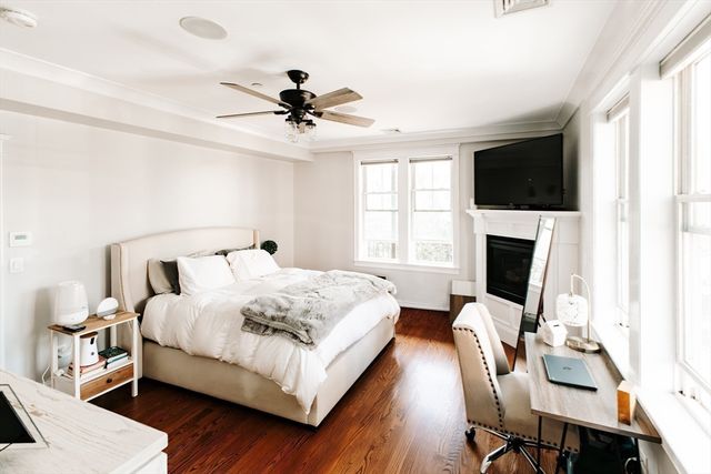 41 Coffey St 4, Boston, MA 02122