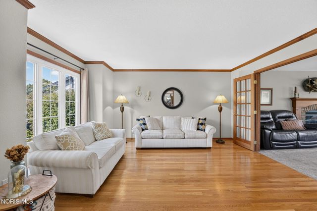 1803 Arrow Lane, Perrysburg, OH 43551
