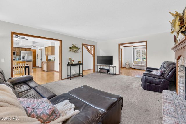 1803 Arrow Lane, Perrysburg, OH 43551