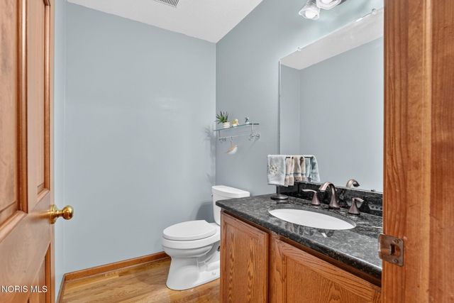 1803 Arrow Lane, Perrysburg, OH 43551