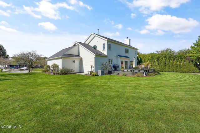 1803 Arrow Lane, Perrysburg, OH 43551