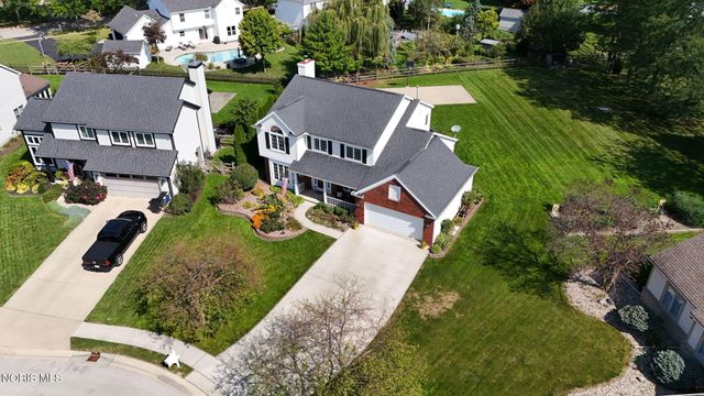 1803 Arrow Lane, Perrysburg, OH 43551