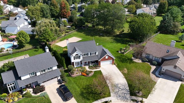 1803 Arrow Lane, Perrysburg, OH 43551