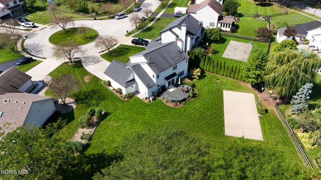 1803 Arrow Lane, Perrysburg, OH 43551