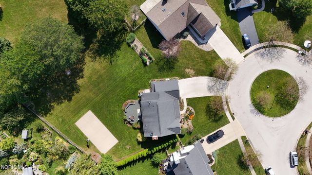 1803 Arrow Lane, Perrysburg, OH 43551