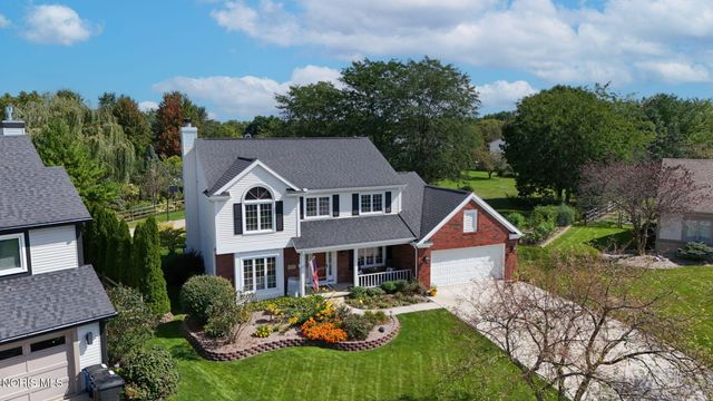 1803 Arrow Lane, Perrysburg, OH 43551