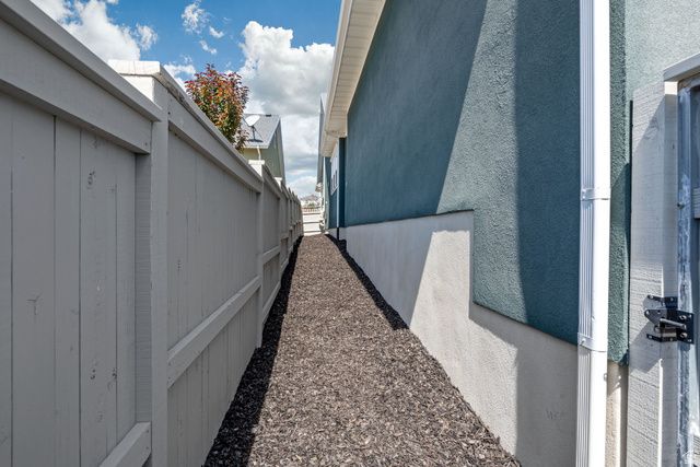 5067 W BEACH COMER, South Jordan, UT 84009